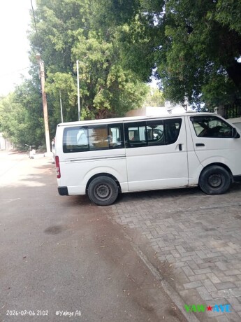 minibus-2023-en-tres-bon-etat-big-1