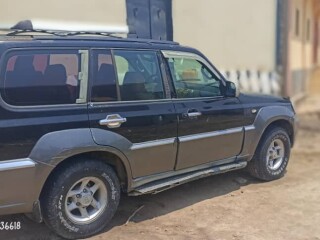 hyundai-terracan-4x4-diesel-manuelle-en-bon-etat