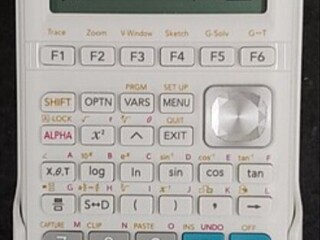 calculatrice-graphique-comme-neuve-peu-utilisee-pour-bac