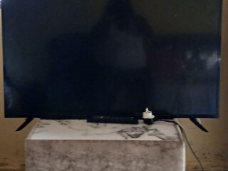 televiseur-ecran-plat-doccasion-avec-ecran-casse-a-reparer