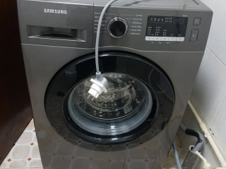 lave-linge-samsung-automatique-gris-fonce-etat-neuf