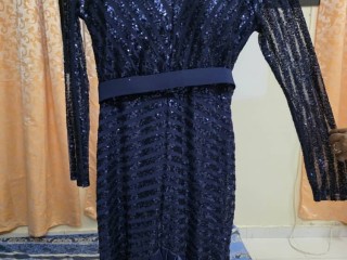 robe-de-soiree-elegante-portee-une-seule-fois