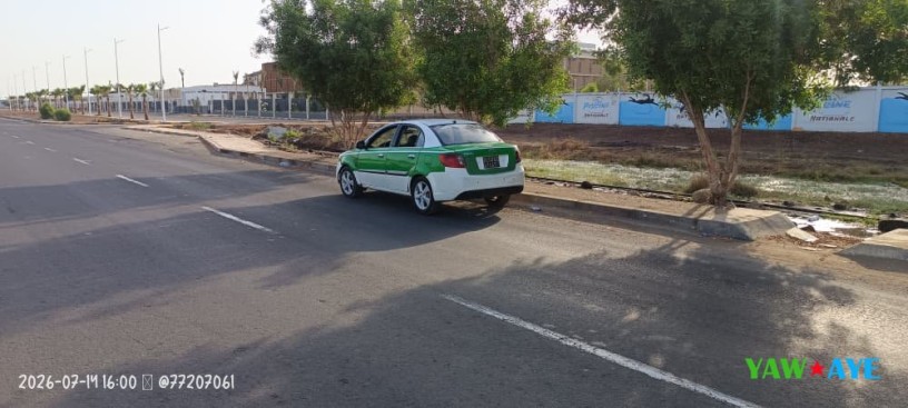 kia-taxi-en-bon-etat-a-vendre-big-0
