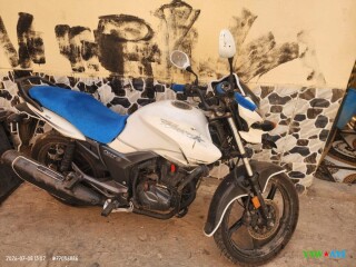 moto-hero-150-cc-en-excellent-etat