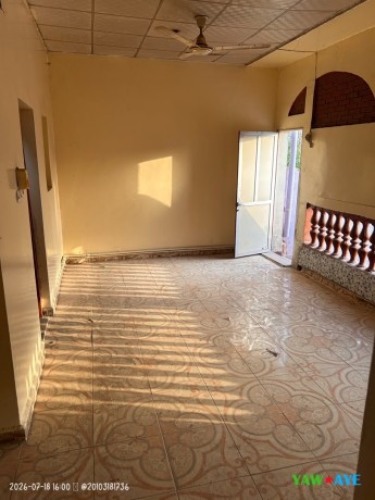 maison-f3-calme-avec-reservoir-deau-a-balbala-cheik-moussa-big-0