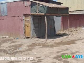 charmante-maison-f3-avec-boutique-a-ambouli-fonctionnelle-et-idealement-situee