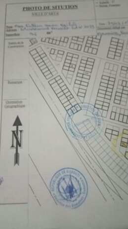 terrain-de-101m2-a-cite-nassib-emplacement-ideal-en-bordure-de-route-sur-yawaaye-big-0
