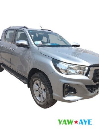 toyota-hilux-2022-diesel-double-cabine-boite-manuelle-impeccable-pris-4500000-fdj-a-debattre-big-1