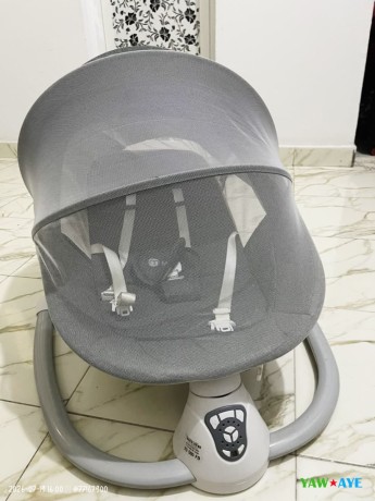 transat-bebe-confortable-avec-harnais-et-moustiquaire-big-0