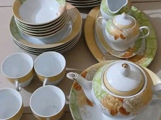service-complet-de-vaisselle-pour-usage-domestique