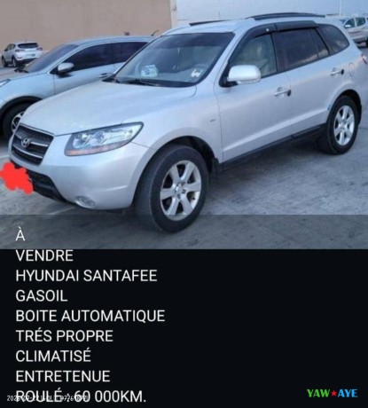spacious-hyundai-santa-fe-diesel-suv-7-seats-automatic-transmission-for-sale-big-1