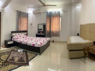 superbe-ensemble-de-deux-chambres-en-excellent-etat-a-saisir-sur-yawaaye