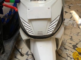scooter-mahindra-neuf-a-saisir-offres-immanquables-sur-yawaaye
