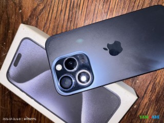 iphone-15-pro-bleu-128-go-comme-neuf-excellente-affaire-sur-yawaaye
