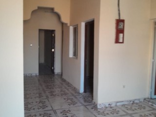 charmante-maison-f3-a-pk13-rez-de-chaussee-1er-etage-a-saisir-sur-yawaaye