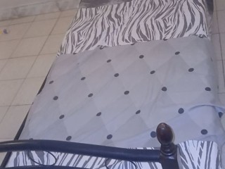 lit-et-matelas-neufs-confort-inegale-jamais-utilises