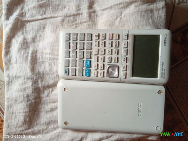 calculatrice-scientifique-neuve-a-saisir-apres-5-mois-dutilisation-big-1