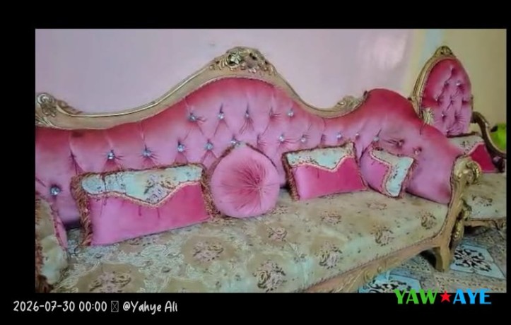 elegant-salon-rose-moderne-en-excellent-etat-a-saisir-sur-yawaaye-big-1