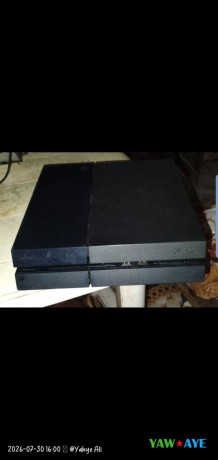 playstation-4-console-in-great-condition-grab-yours-on-yawaaye-big-1
