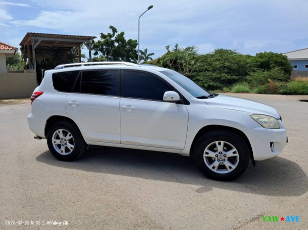 2009-toyota-rav4-diesel-automatic-transmission-great-condition-yawaaye-deals-big-0