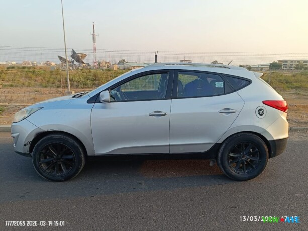 2014-hyundai-tucson-diesel-automatic-camera-ac-speed-limiter-yawaaye-deals-big-1