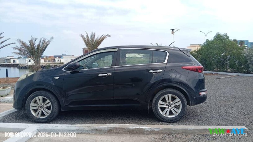 urgent-sale-2016-kia-sportage-in-excellent-condition-almost-new-with-working-ac-big-0