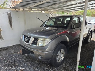 nissan-navara-2013-4x4-diesel-pick-up-robuste-et-fiable
