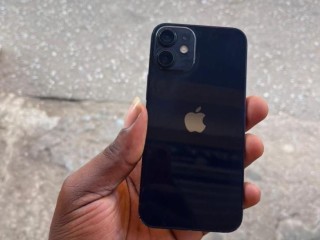 iphone-12-en-bon-etat-batterie-saine-usage-quotidien