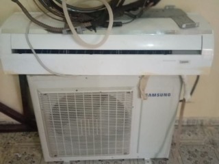climatiseur-samsung-split-25-cv-peu-utilise