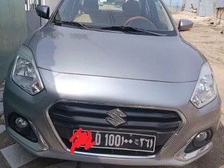suzuki-dzire-gris-essence-boite-automatique-propre
