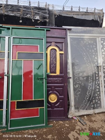portails-en-fer-forge-design-sur-mesure-et-robustes-big-1