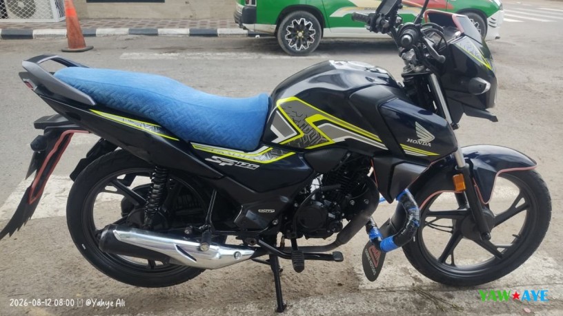 moto-honda-sp-125-comme-neuve-4-mois-dutilisation-big-0