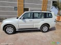 mitsubishi-pajero-2019-essence-automatique-tres-bon-etat-small-1