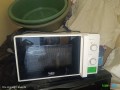 micro-ondes-compact-en-bon-etat-small-0