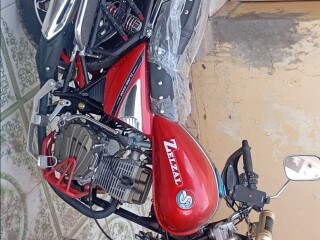 moto-zelzal-200cc-a-vendre-etat-impeccable-tres-peu-utilisee