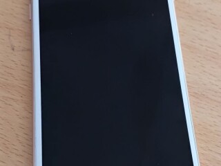 iphone-8-plus-a-vendre-super-offre-sur-yawaaye