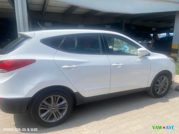 2014-hyundai-tucson-excellent-condition-automatic-transmission-your-perfect-ride-big-1