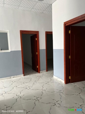 louez-un-appartement-3-chambres-a-q7-idealement-situe-pres-commerces-transports-big-0