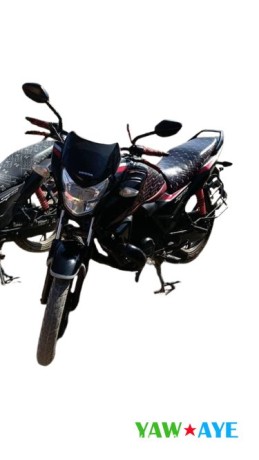 honda-moto-125-excellente-condition-prete-a-rouler-big-0