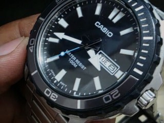 casio-top-game-waterproof-watch-100m-resistance-perfect-for-adventure
