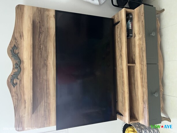 televiseur-meuble-elegant-en-excellent-etat-a-saisir-sur-yawaaye-big-0