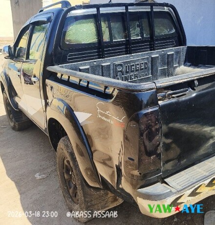 superb-2015-toyota-hilux-for-sale-unbeatable-performance-style-big-0