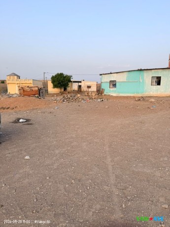 terrain-183-m2-a-vendre-emplacement-ideal-bord-de-route-pk13-sur-yawaaye-big-1