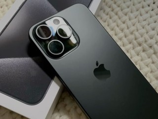 iphone-15-pro-max-256gb-noir-excellent-etat-a-saisir-sur-yawaaye