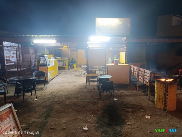 demarrez-votre-reve-restaurant-fast-food-equipe-pret-a-lemploi-sur-yawaaye-big-0
