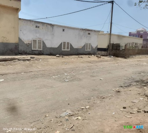 charmant-f3-a-vendre-avec-titre-foncier-quartier-7-idealement-situe-en-face-dune-ecole-big-0