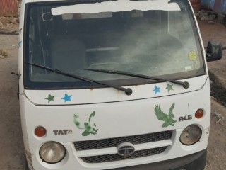 bajaj-tata-excellent-condition-accident-free-get-yours-on-yawaaye