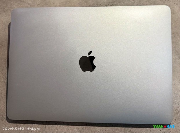 2020-macbook-pro-13-m1-8gb-ram-256gb-ssd-power-performance-big-0