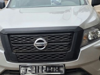 2024-nissan-np300-navara-diesel-4x4-manual-double-cab-unleash-adventure