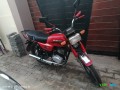 suzuki-moto-100-en-excellent-etat-a-saisir-et-negociable-sur-yawaaye-small-1